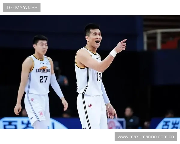 中国男篮81-67击败上海 郭艾伦获最佳殊荣 全队中投未进展现不同打法 中国男篮81-67击败上海 郭艾伦获最佳殊荣 全队中投未进展现不同打法